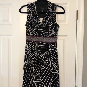 White House | Black Market Printed Dress NWT